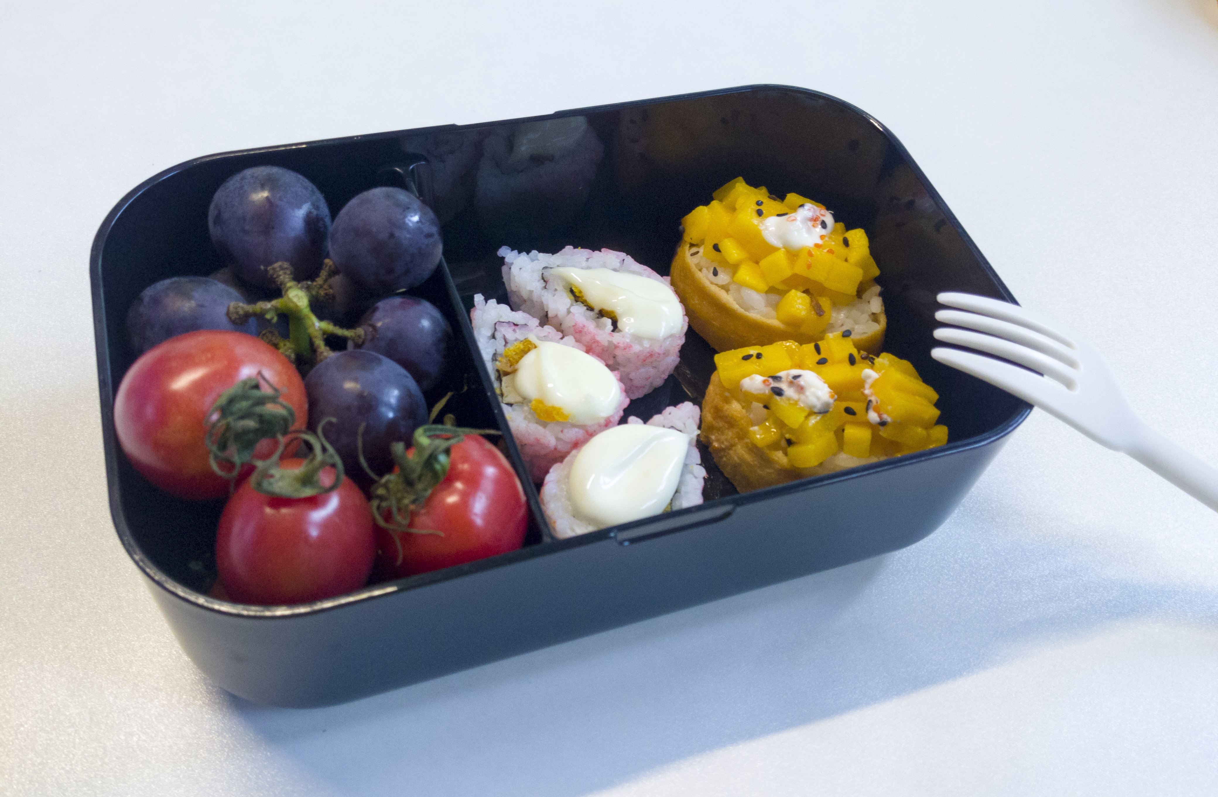 Leakproof Plastic Lunch Box with bamboo top lid,New Design Bento Box